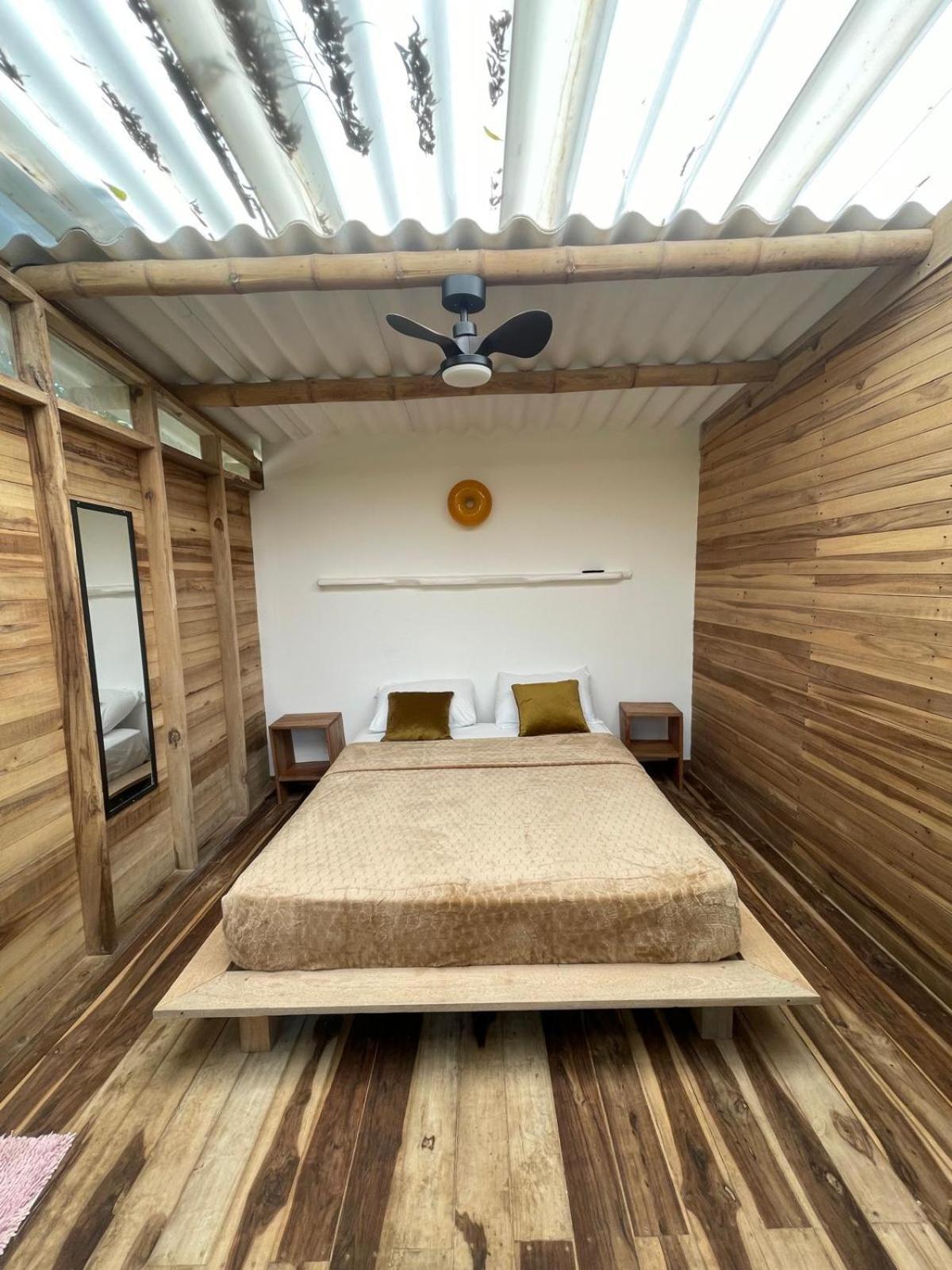 La Mona Eco Cabins Palomino Buitenkant foto